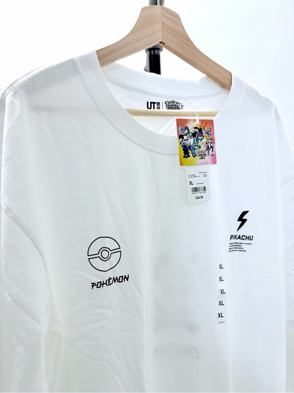 Pokémon Masters Crewneck T Shirt - Picture 2 of 4